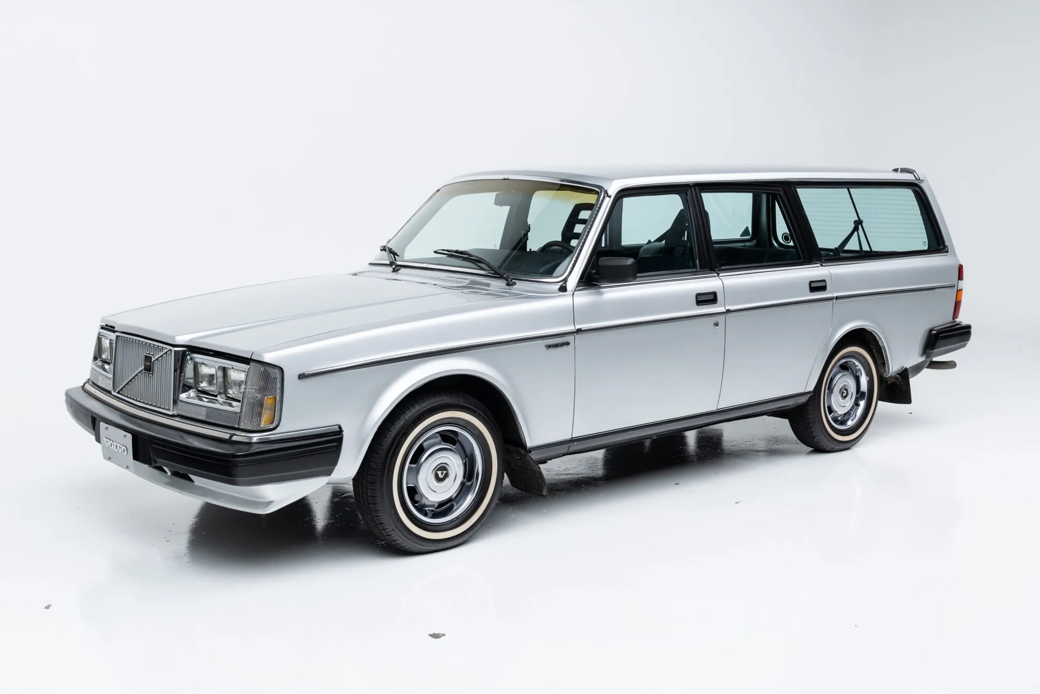 1985 Volvo 240DL